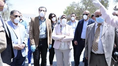 في إطار خطة الوزارة لمواجهة فيروس كورونا.. وزيرة الصحة تتفقد مستشفي الساحل التعليمي والمطرية