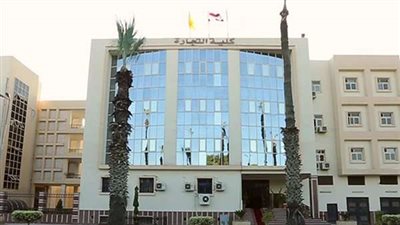 بالدرجات.. تنسيق كلية تجارة 2022