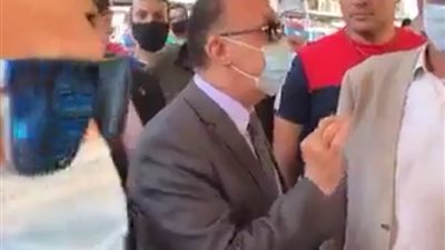 محافظ الإسكندرية يتفقد المواصلات العامة لمتابعة تطبيق الإجراءات الاحترازية والتزام المواطنين