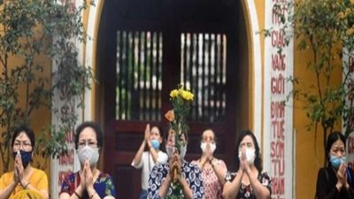 بوعي الشعب.. أول دولة آسيوية فقيرة تعلن اختفاء كورونا من بلادها