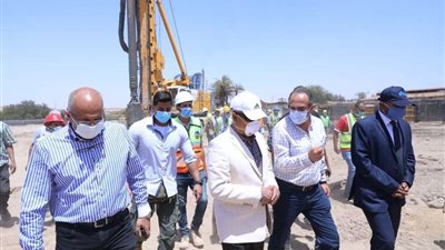 كامل الوزير: جاري تنفيذ عدد 8 محاور على النيل بتكلفة إجمالية 12 مليار جنيه