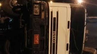 مصرع وإصابة 9 أشخاص  في حادث انقلاب سيارة بـ كفر الشيخ