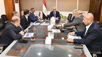 الجزار: توجيهات القيادة السياسية تؤكد على الاعتماد على المنتج المحلي وتشجيع الصناعة الوطنية