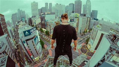 تفاصيل محاولة انتحار موظف ببنك من الطابق التاسع