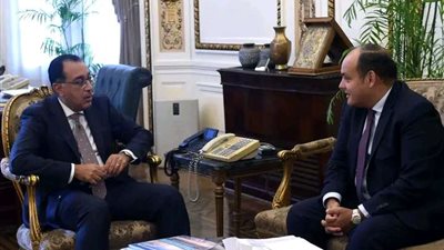 مدبولي يتابع مع وزير التجارة والصناعة ملفات عمل الوزارة