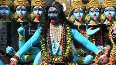 قطع لسانه أمام الجميع إرضاءً لـ”الآلهة”! فلاح هندي يثير الذعر  في معبد هندوسي