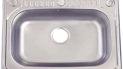 تعرف على أفضل طريقة لتنظيف حوض المطبخ الاستانلس