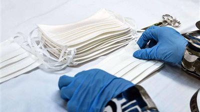 النيابة تحدد مصير المتهم بحيازة كمامات مجهولة المصدر