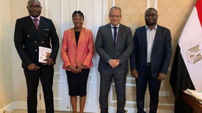 السفير المصري لدى مالاوي يلتقي عددًا من ممثلي مؤسسة مجتمع مدني مالاوية