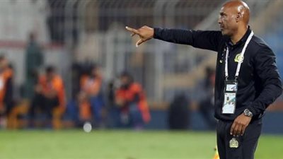 من هو البرتغالي هيلدر كريستوفاو المدير الفني الجديد للإسماعيلي