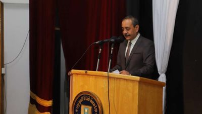 محافظ الإسماعيلية يعتمد نتيجة الشهادة الإعدادية