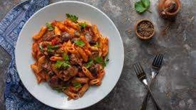 طريقة عمل المكرونة بالكبد والقوانص في البيت  زي المحلات