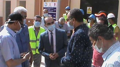 نائب محافظ سوهاج يتفقد مشروعات برنامج التنمية المحلية لصعيد مصر (صور)