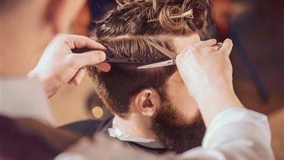 في اليوم العالمي للحلاق.. تعرف على سر ارتباط الروح الشريرة بالشعر