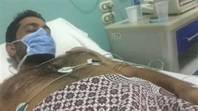 لهذا السبب.. نقل الفنان أحمد فلوكس إلى المستشفى (صور)