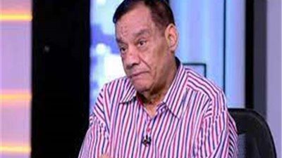 عبد الحليم مات مخنوق وأم كلثوم شتمتني.. تصريحات مثيرة لحلمي بكر