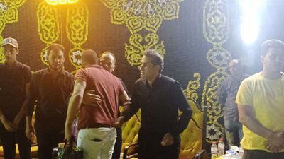 بمنطقة القباري فى الإسكندرية..  أحمد شيبة يتلقى عزاء شقيقه