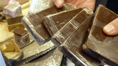 ضبط 25 كيلو حشيش بحوزة تاجري مخدرات بالشروق