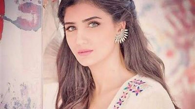 بالصور| مي عمر بملامح مختلفة قبل الشهرة.. هل خضعت لعملية تجميل؟