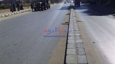 حملات للنظافة وتمهيد الطرق وصيانة أعمدة الإنارة بمراكز المنيا