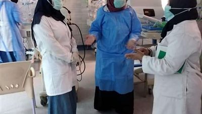 مستشفى بنها التعليمي تطالب المواطنين بمساعدة الأطقم الطبية في محاربة كورونا