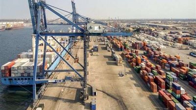 ميناء دمياط يستقبل ناقلة الغاز المسال kalymnos  maran gas