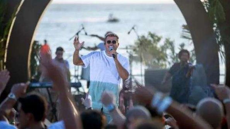 عمرو دياب