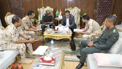 محافظ المنوفية يستقبل مساعد رئيس أركان حرب القوات المسلحة