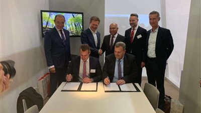 وزير النقل يشهد توقيع مذكرة تفاهم بشأن برنامج تبادل سائقي القطارات بين الهيئة القومية لسكك حديد مصر و شركة سكك حديد ألمانيا DB