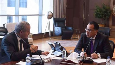 وزير التموين : رصيد الزيت يكفي 5 أشهر والدواجن المجمدة 6 أشهر