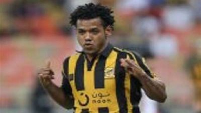 رومارينيو يفسخ عقده مع اتحاد جدة بموافقة الفيفا
