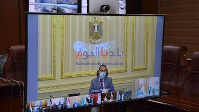 رئيس الوزراء يواصل لقاءاته مع المستثمرين لجذب استثمارات جديدة