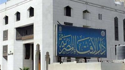 دار الإفتاء توضح أجر وفضل الصلاة على النبي بعد الأذان و يوم الجمعة