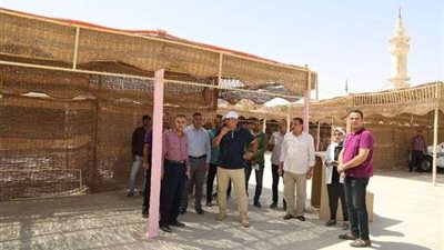 محافظ الوادي الجديد يتابع التجهيزات النهائية بأرض المعارض ومدرسة We