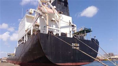 ميناء غرب بورسعيد يستقبل سفينة إيطالية بحملولة 6100 طن صودا كاوية