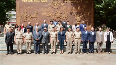 لخدمة الدارسين.. أكاديمية ناصر العسكرية للدراسات العليا تنظم معرضها الأول للكتاب