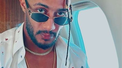 قبل حفله بسوريا .. معن عبدالحق يهاجم محمد رمضان