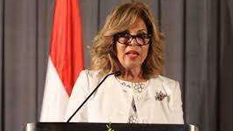 السفيرة مشيرة خطاب