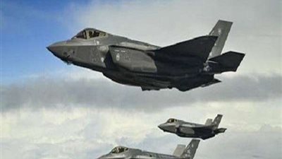 الولايات المتحدة ترسل مقاتلات 