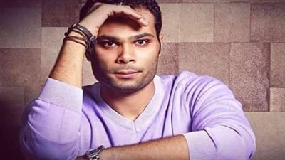 أحمد عبد الله محمود يتعرض للسرقة 