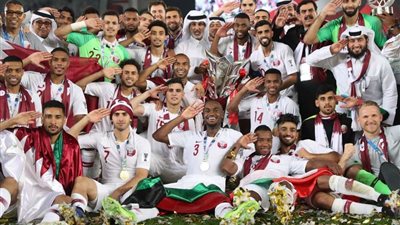 الآمال على ثنائي الدحيل والسد.. كيف يستعد منتخب قطر لكأس العالم 2022؟