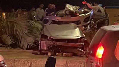 العربية قسمته نصفين.. 4 لقطات ترصد اللحظات الأولى لحادث دمياط المروع.. صور