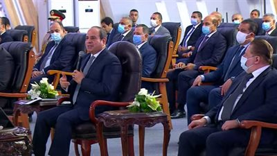 الرئيس السيسي يؤكد الدعم للصناعات وتسهيل المعوقات كافة