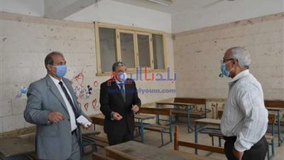 محافظ المنيا يتفقد لجان امتحانات الثانوية العامة