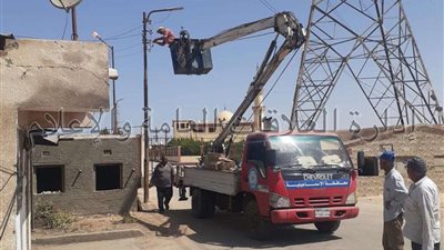 محافظ الإسماعيلية يوجِّه بإنارة مقابر المستقبل لتسهيل الدفن ليلا