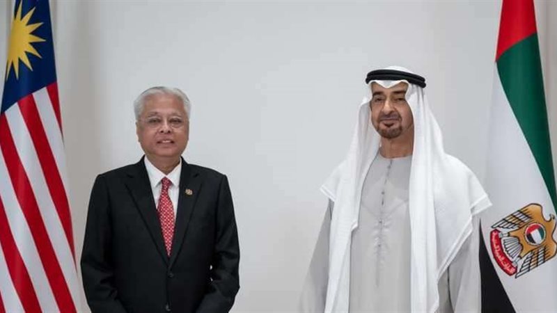 محمد بن زايد ورئيس