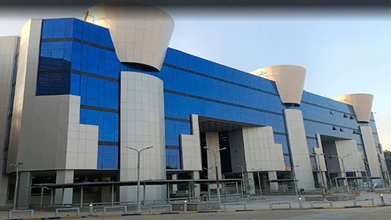 كلية الصيدلة