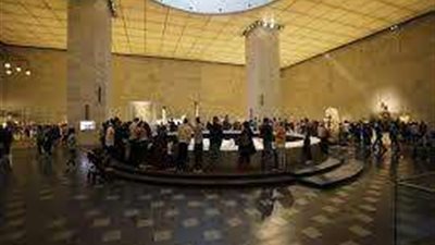 إقبال كبير من المواطنين على المتحف القومي للحضارة