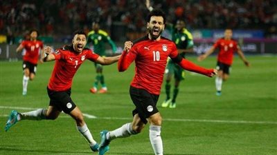 محمد عبد المنعم يحرز الهدف الثاني للفراعنة أمام ليبيريا