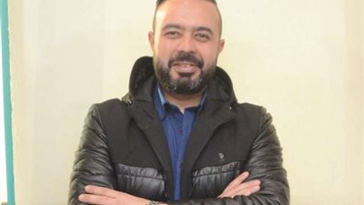 أحمد عاصم يوضح خطوات ومميزات عملية ترجيع الأجنة المجمدة